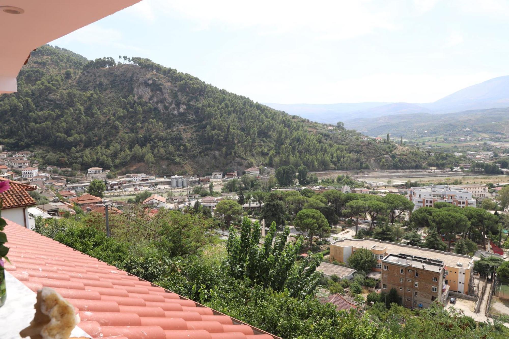 Vila Toska Berat Exterior photo