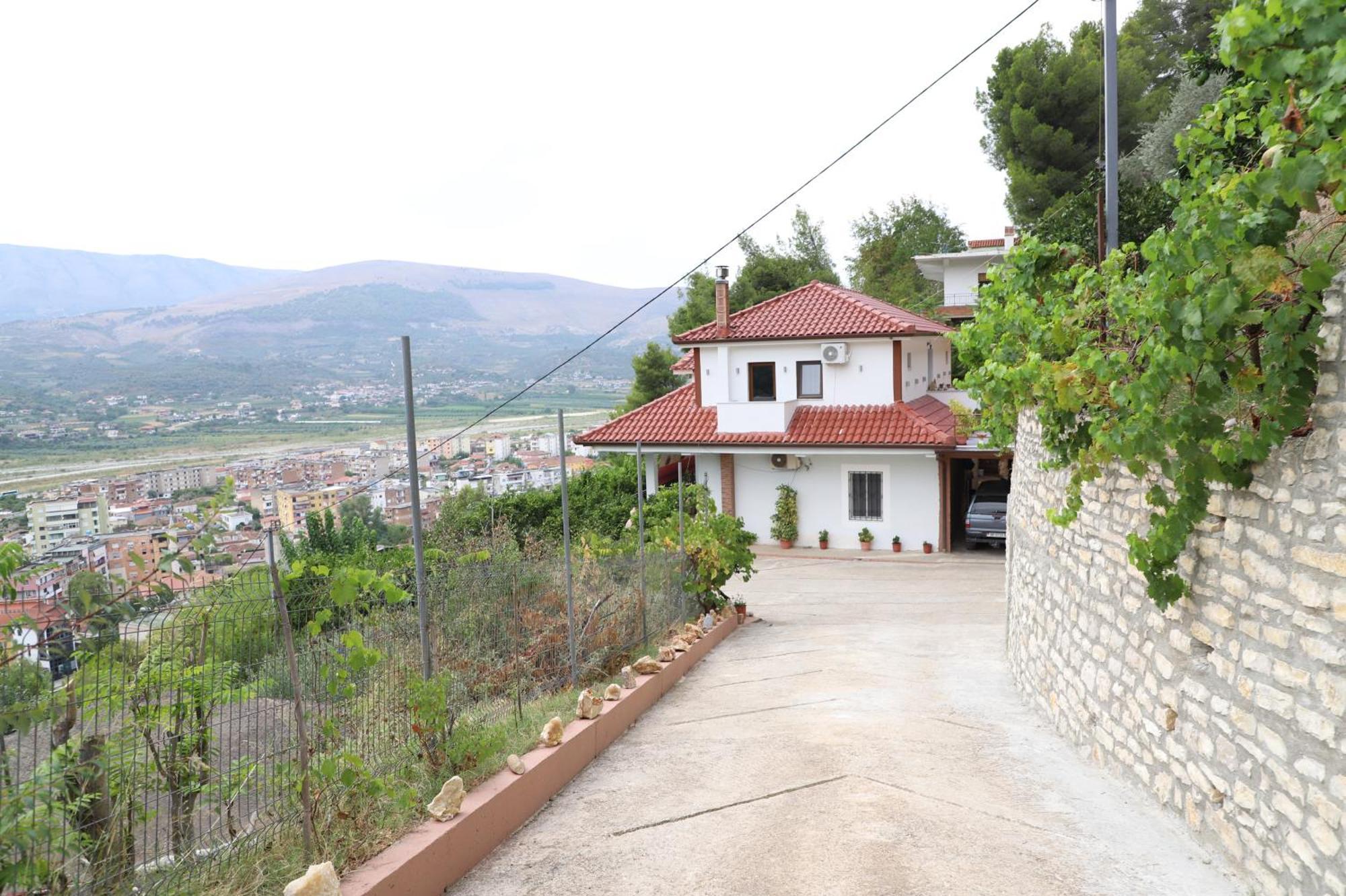 Vila Toska Berat Exterior photo